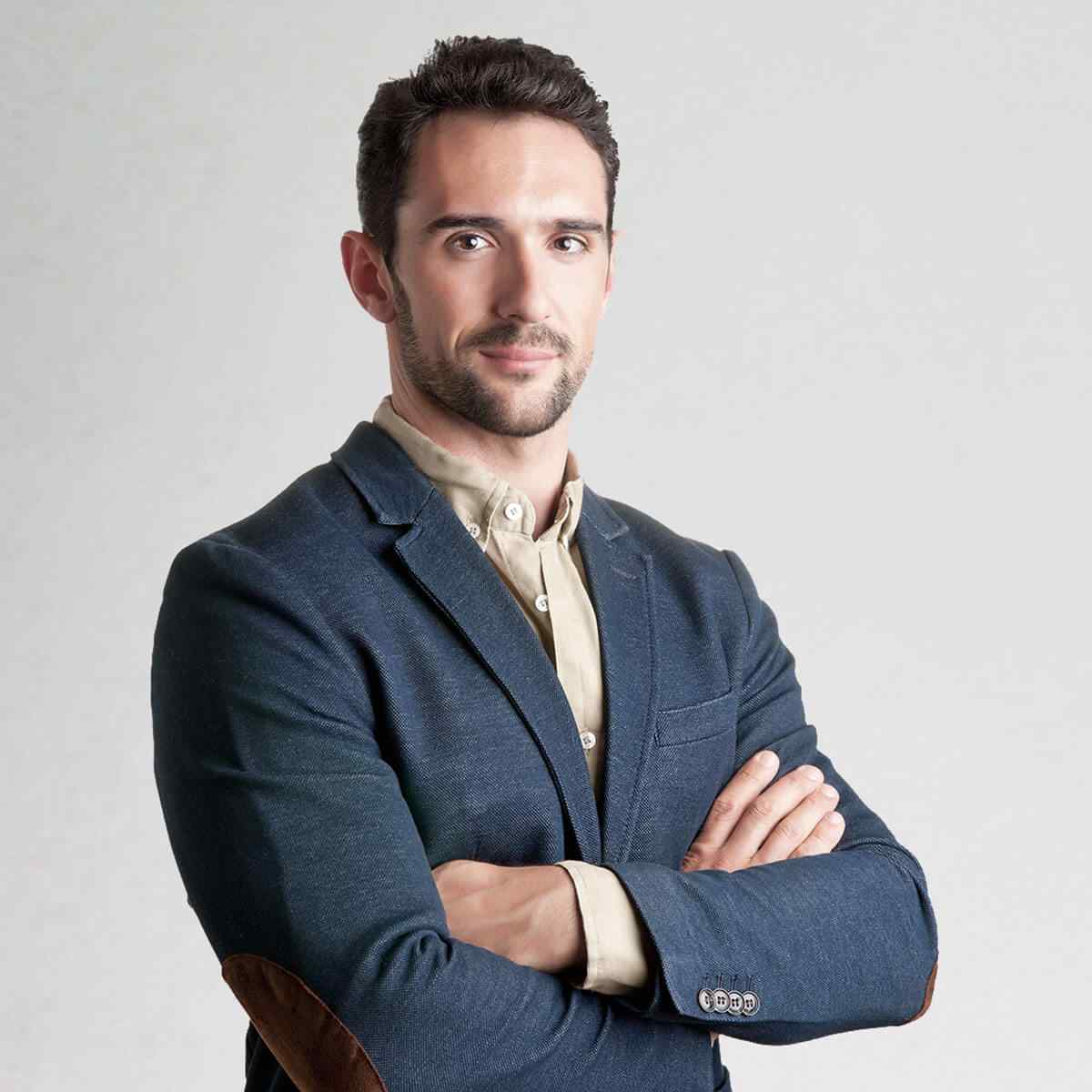 http://lit.24q.info/wp-content/uploads/2019/09/img-people-02.jpg